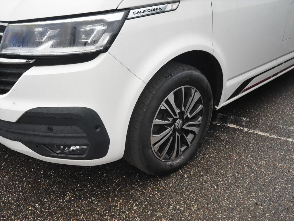 Volkswagen T6.1 California Beach 2.0 TDI 4M Camper Edition foto 5