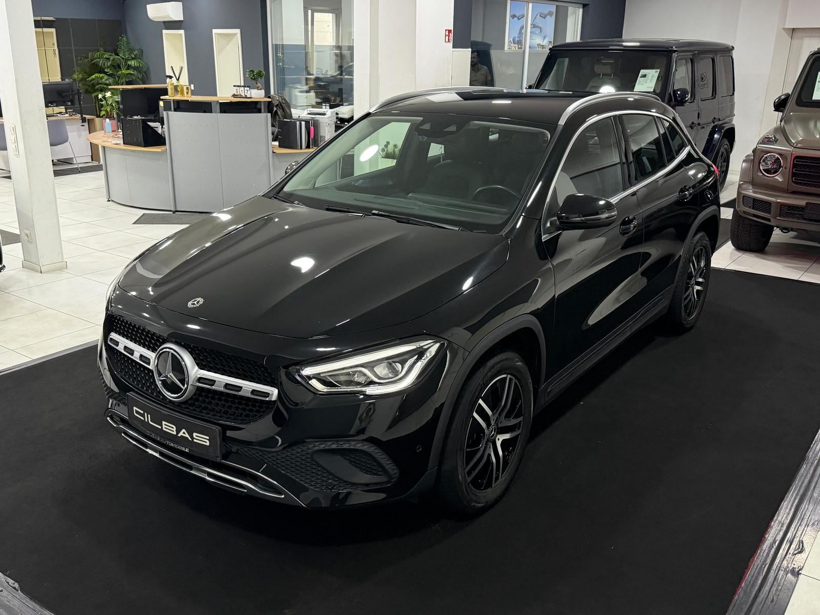Mercedes-Benz GLA 220 d 8G PROGRESSIVE LED AHK SPURH WIDE