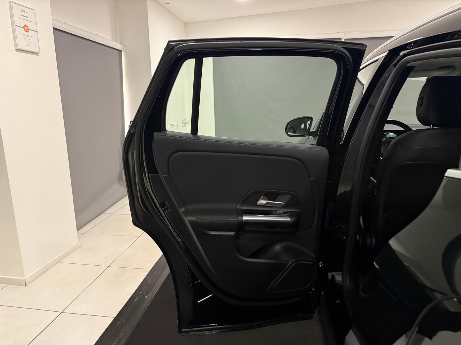 Mercedes-Benz GLA 220 d 8G PROGRESSIVE LED AHK SPURH WIDE foto 16