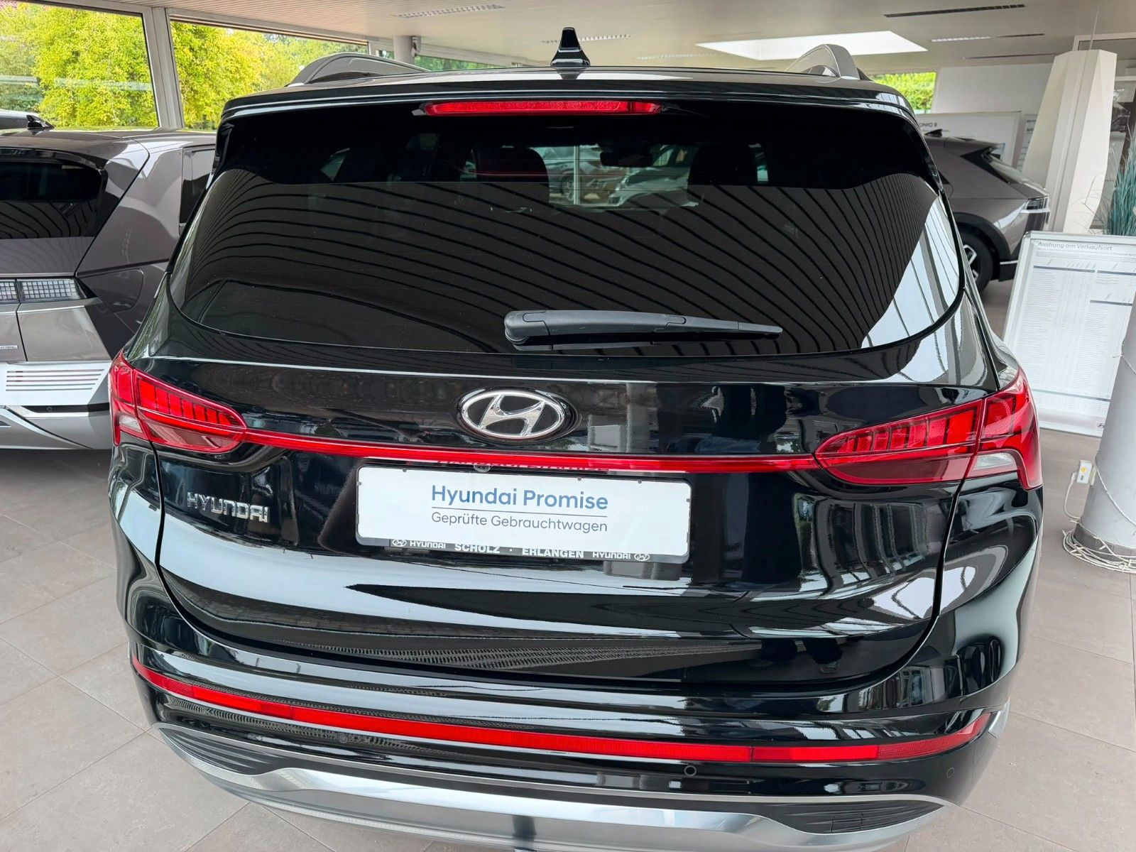 Hyundai SANTA FE 1.6 T Plug-in 4WD A T SIGNATURE Pano foto 4