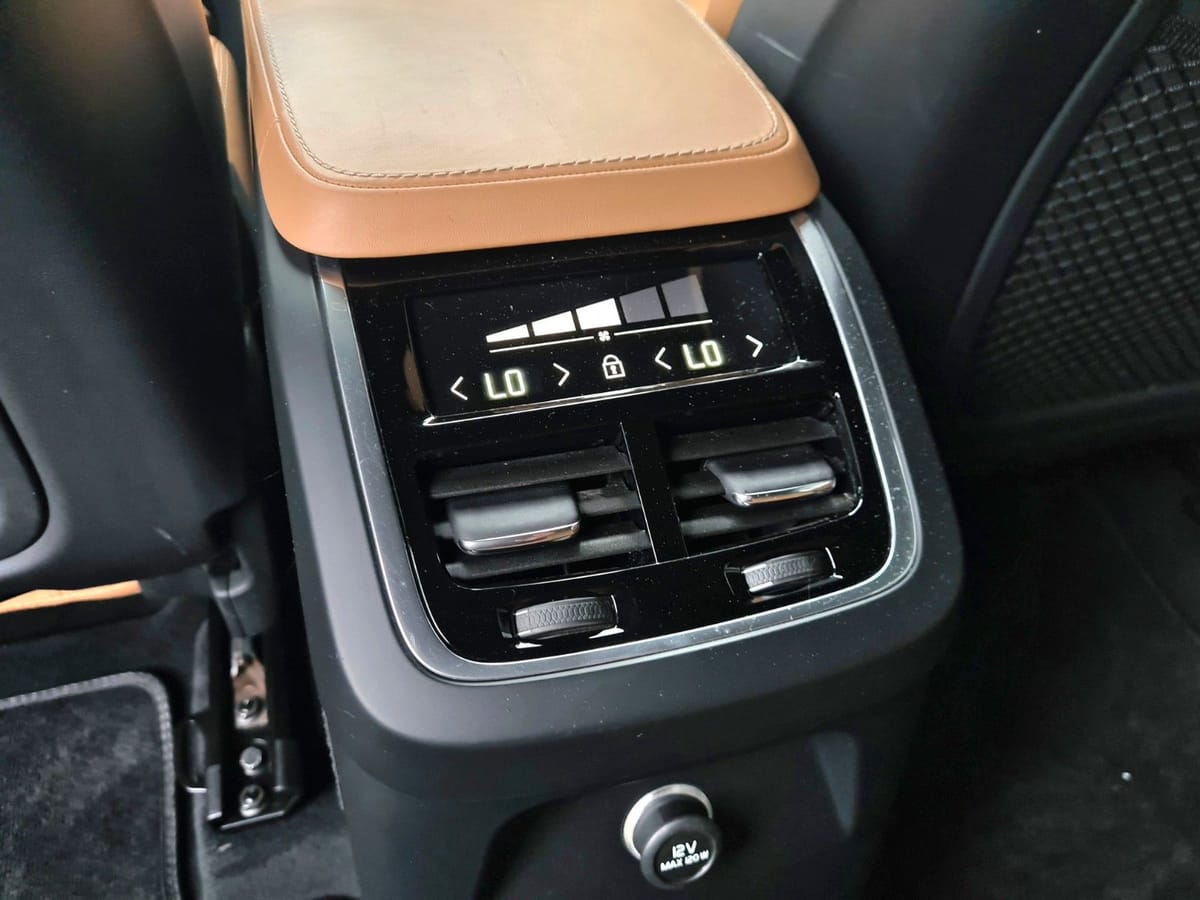 Volvo XC 90 Inscription T8 TE AWD - ACC - MEMORY foto 18
