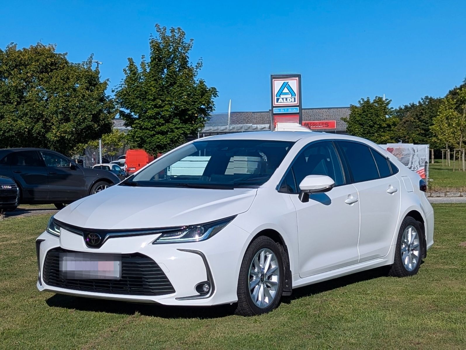 Toyota Corolla 1.5 Sport AUTO KAMERA NAVI SPUR ACC foto 1