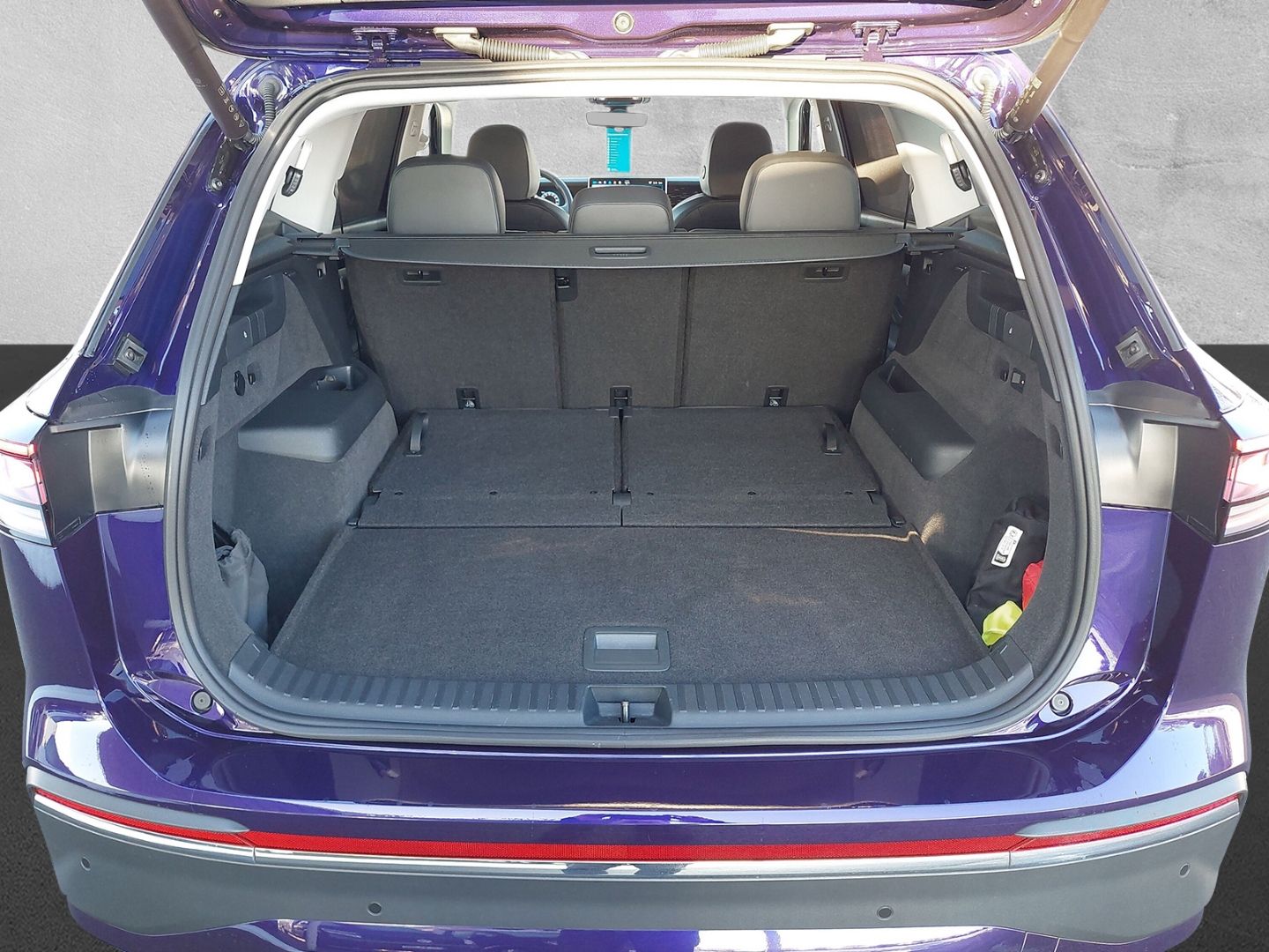 Volkswagen Tayron 1.5 eTSI Elegance AHK Navi LED Massagesit foto 5