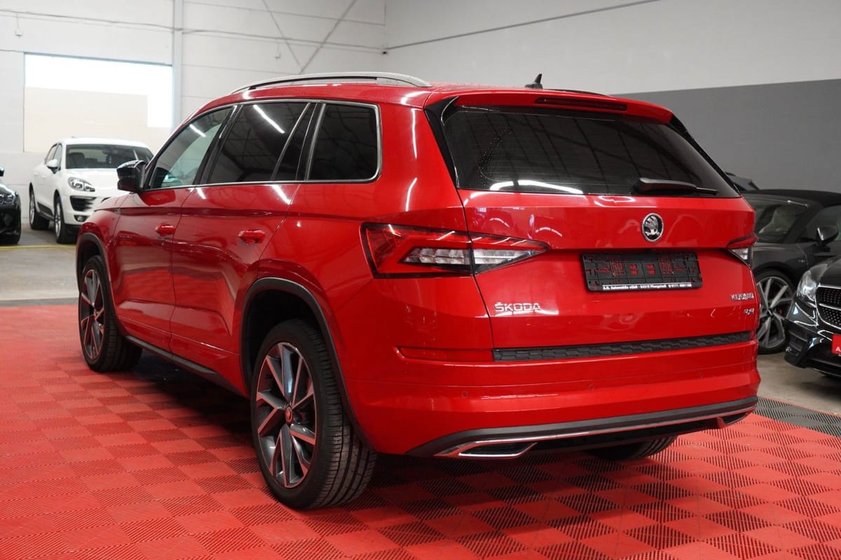 Skoda Kodiaq 2.0 TDI DSG Sport 4x4*1.Hand*Unfallfrei* foto 9