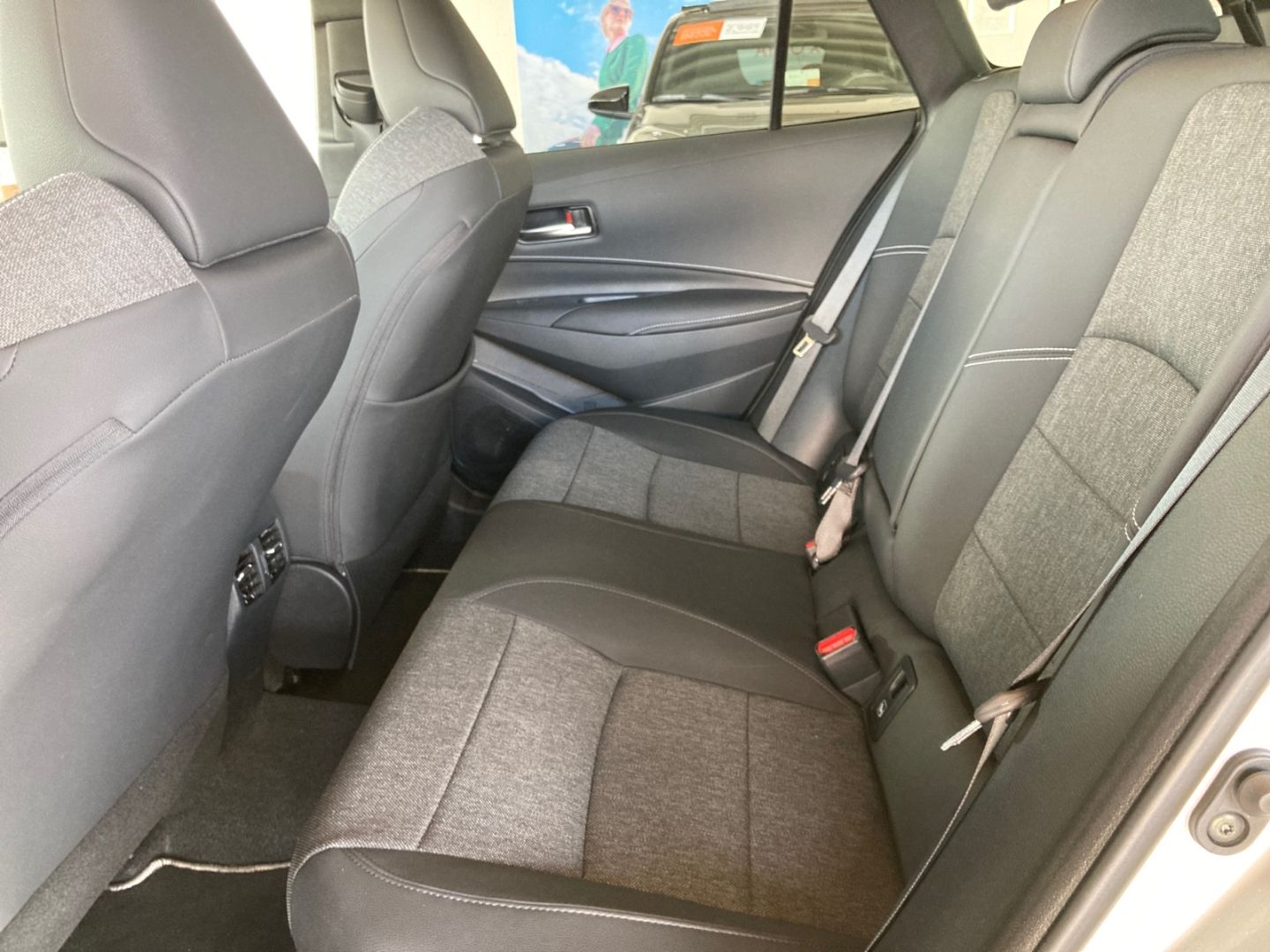 Toyota Corolla Touring Sports Hybrid 2.0 EU6e (Syst.196 foto 18