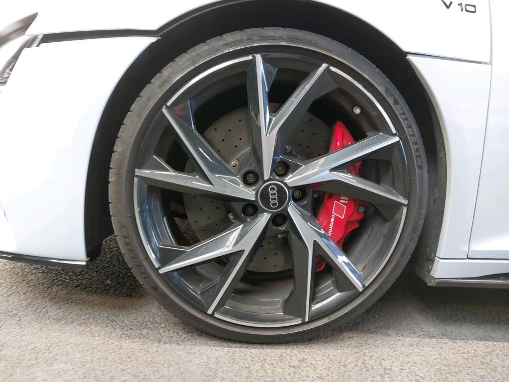 Audi R8 performance Coupe quattro LED Navi Leder Kam foto 8