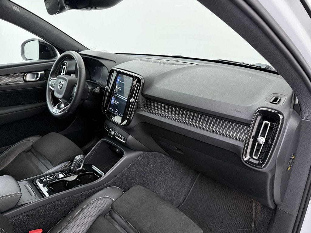 Volvo XC 40 D4 AWD R-Design 6d-TEMP foto 20