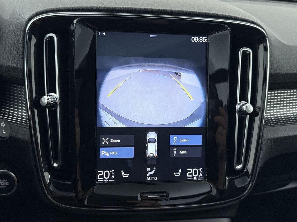 Volvo XC 40 D4 AWD R-Design 6d-TEMP foto 24
