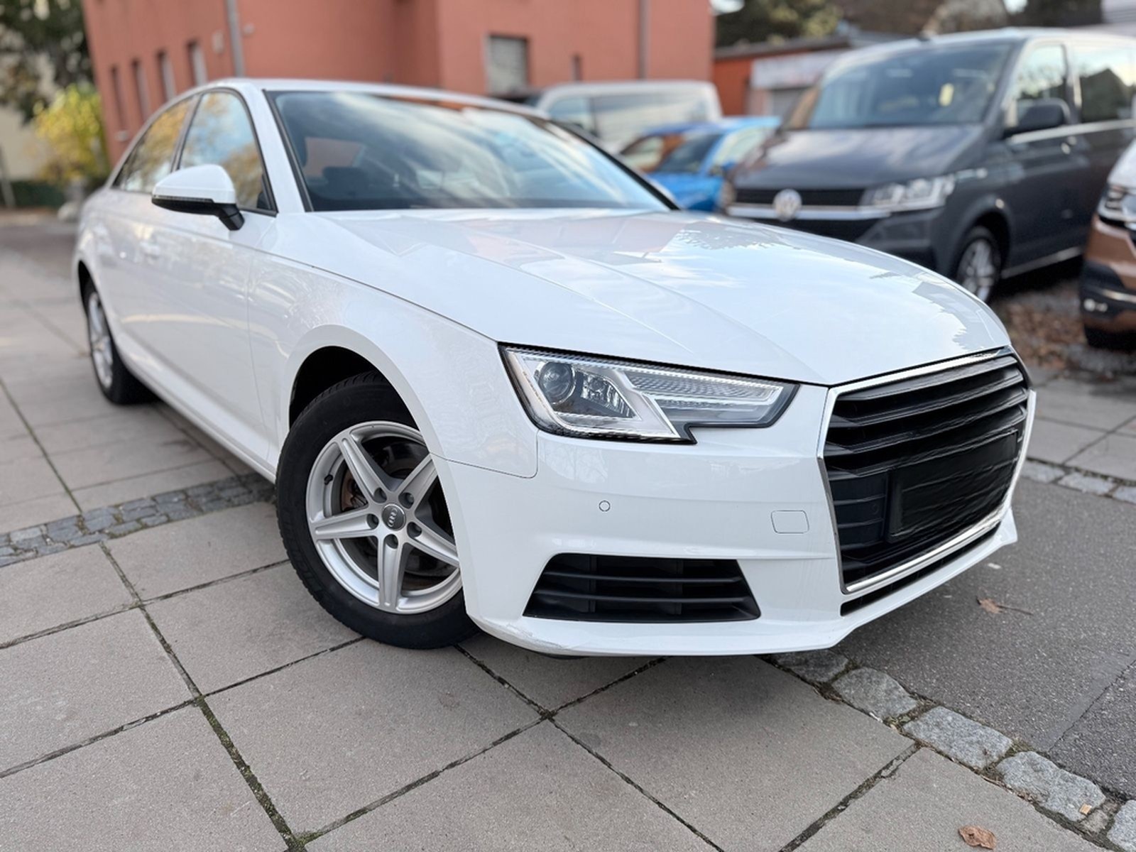 Audi A4 Lim.AUTOMATI/PDC/KAMERA/TEMPOMA/I HAND foto 3