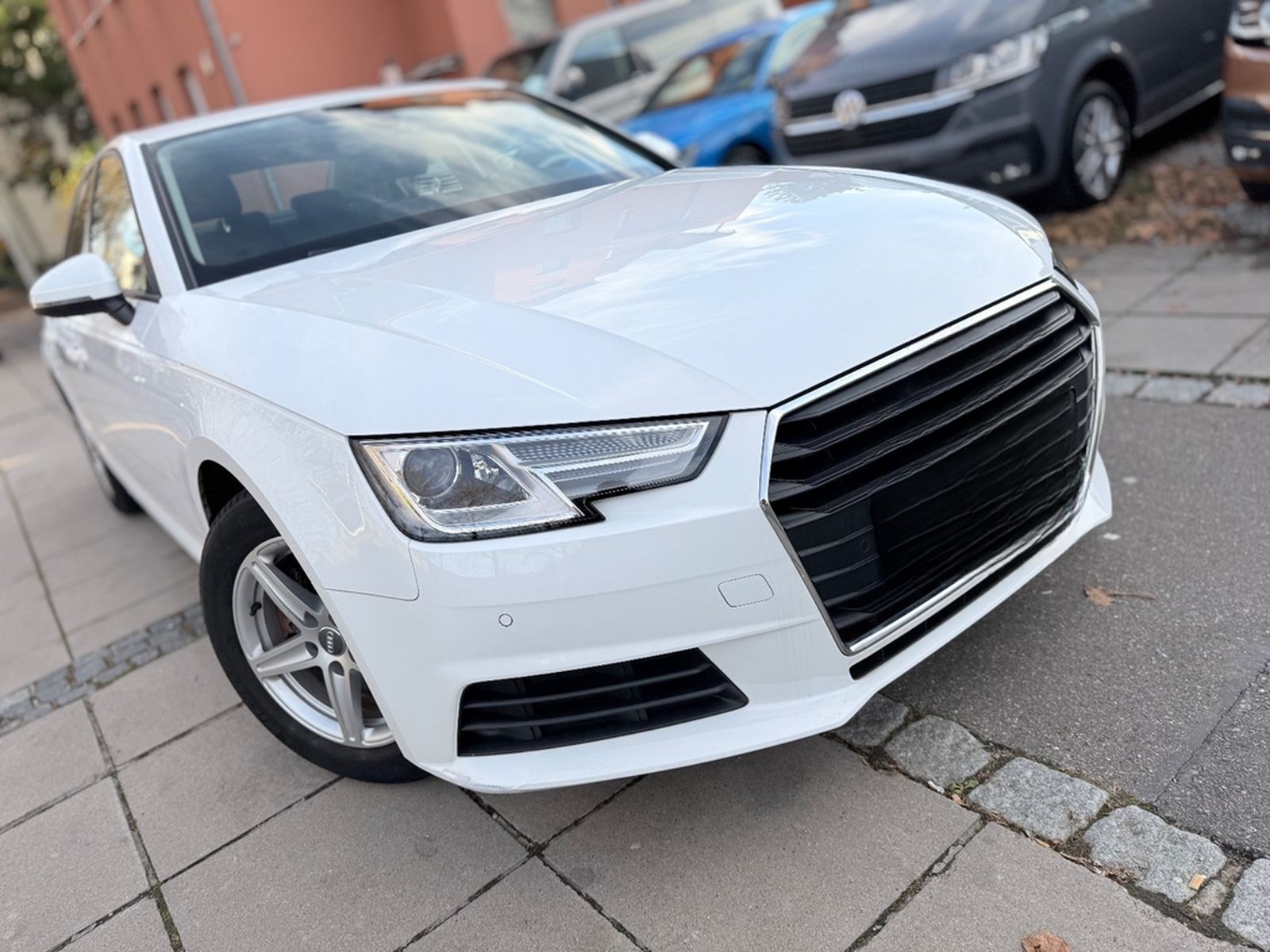 Audi A4 Lim.AUTOMATI/PDC/KAMERA/TEMPOMA/I HAND foto 33