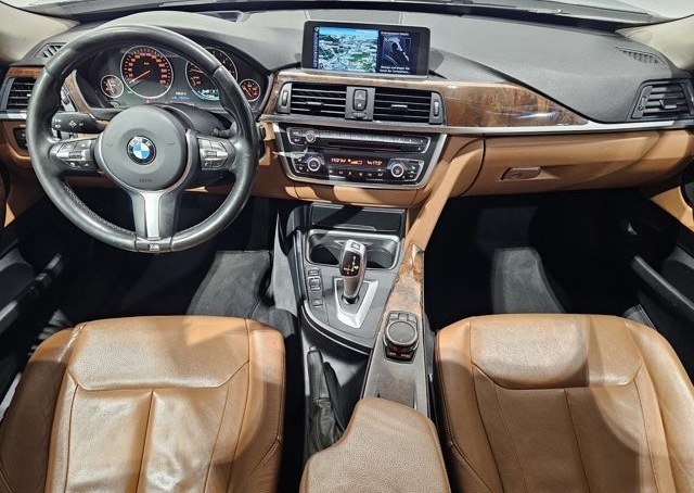 BMW 330 Gran Turismo xDrive Luxury Line Pano Hud 19' foto 17
