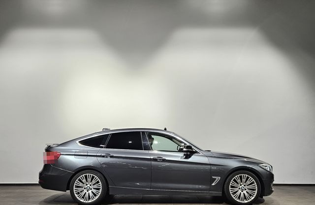 BMW 330 Gran Turismo xDrive Luxury Line Pano Hud 19' foto 7