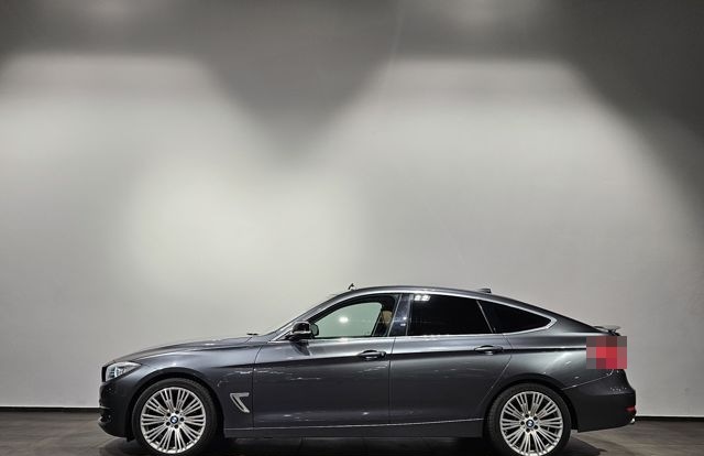 BMW 330 Gran Turismo xDrive Luxury Line Pano Hud 19' foto 8