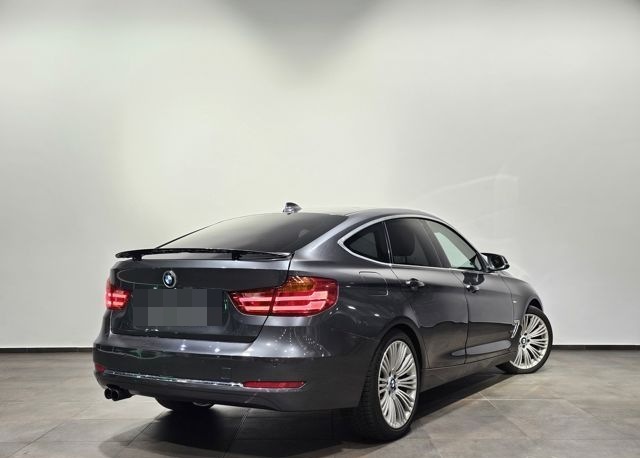 BMW 330 Gran Turismo xDrive Luxury Line Pano Hud 19' foto 9