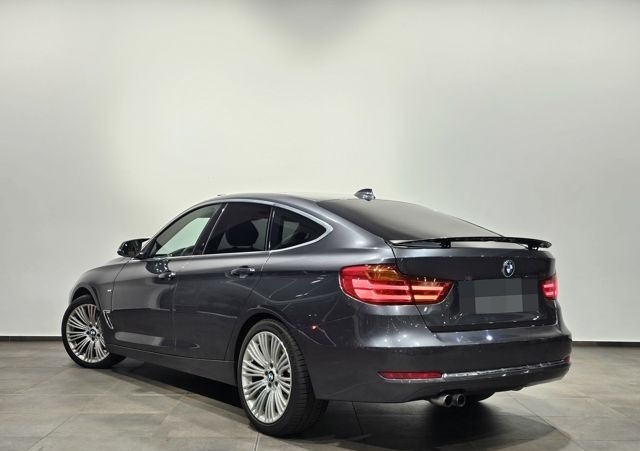 BMW 330 Gran Turismo xDrive Luxury Line Pano Hud 19' foto 10