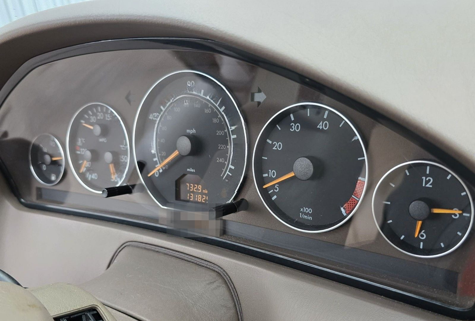 Mercedes-Benz SL 500 foto 12