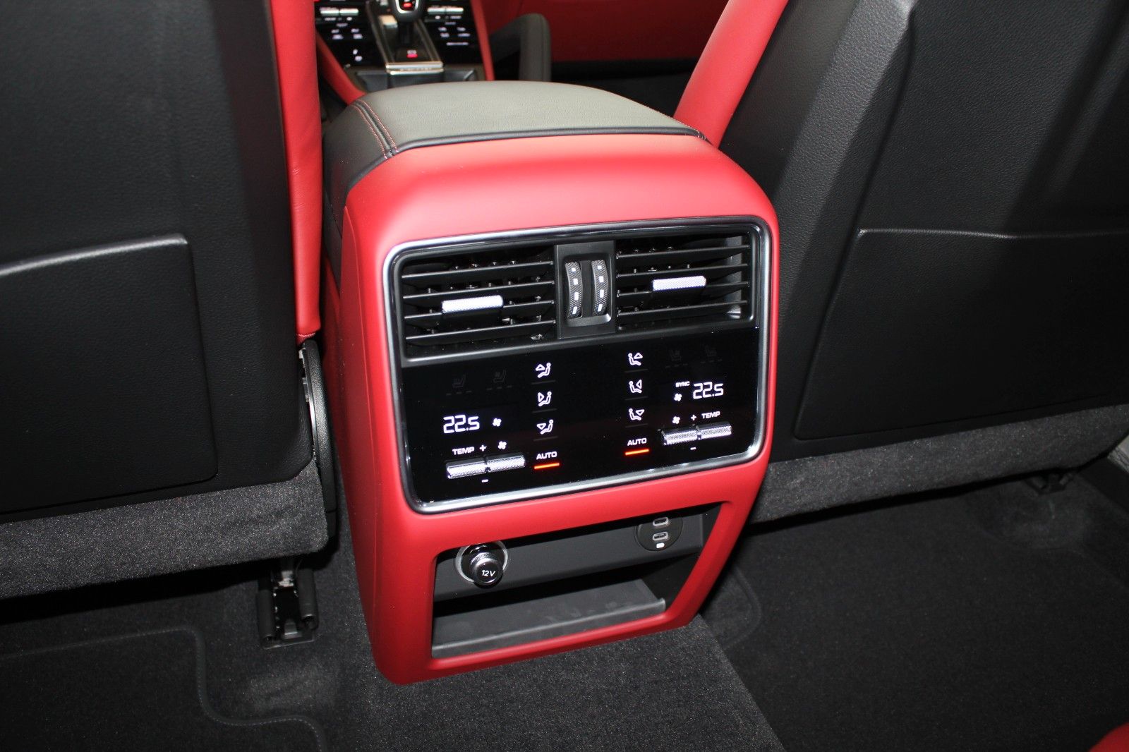 Porsche Cayenne E-Hybrid Platinum Edition/SportChrono foto 18