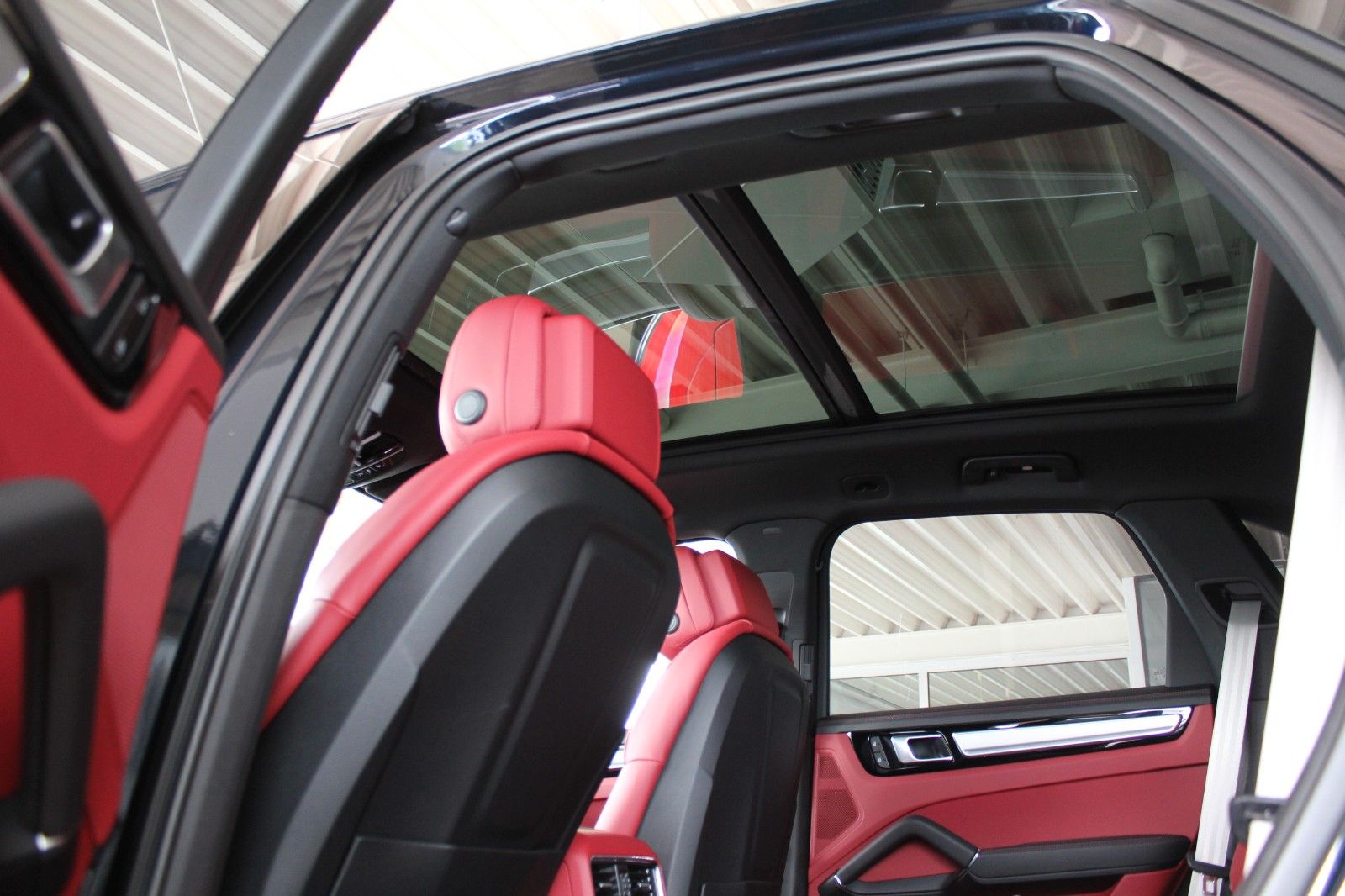 Porsche Cayenne E-Hybrid Platinum Edition/SportChrono foto 8