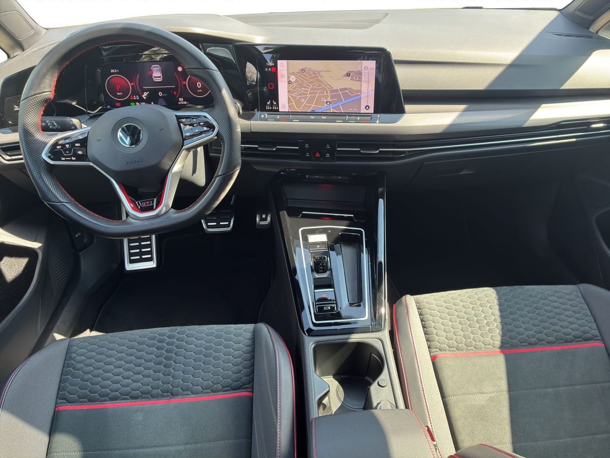 Volkswagen Golf 2,0 GTI Clubsport PANO LED ACC foto 5