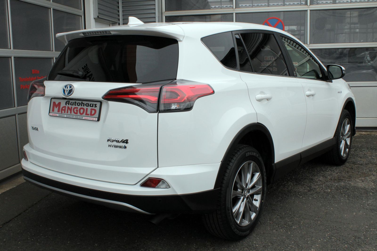 Toyota RAV 4 2.5 4x2 Hybrid Team D  WENIG KILOMETER !!! foto 3