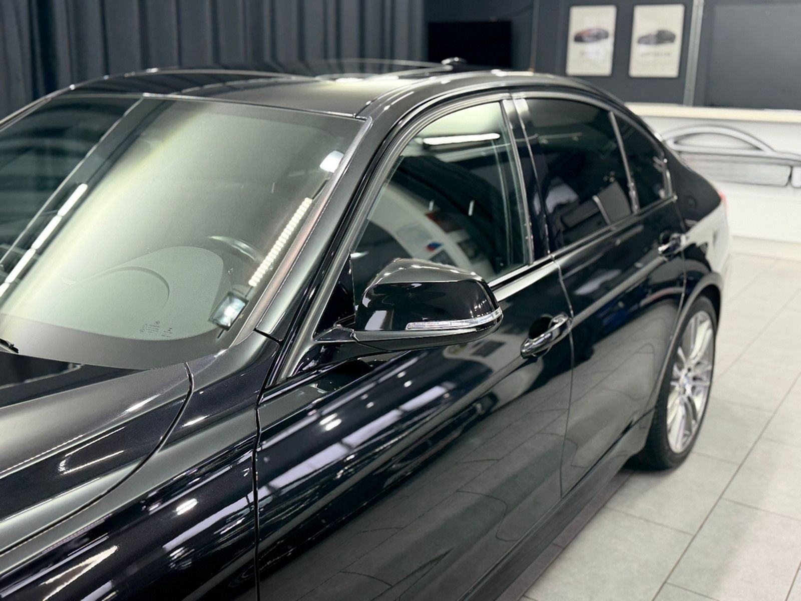 BMW 335i |M-PAKET|M-PERFORMANCE|AUTOMATIK|19-ZOLL foto 15