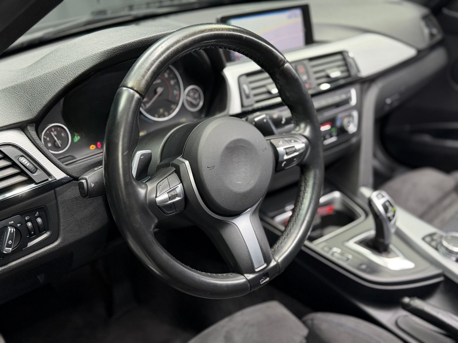 BMW 335i |M-PAKET|M-PERFORMANCE|AUTOMATIK|19-ZOLL foto 27