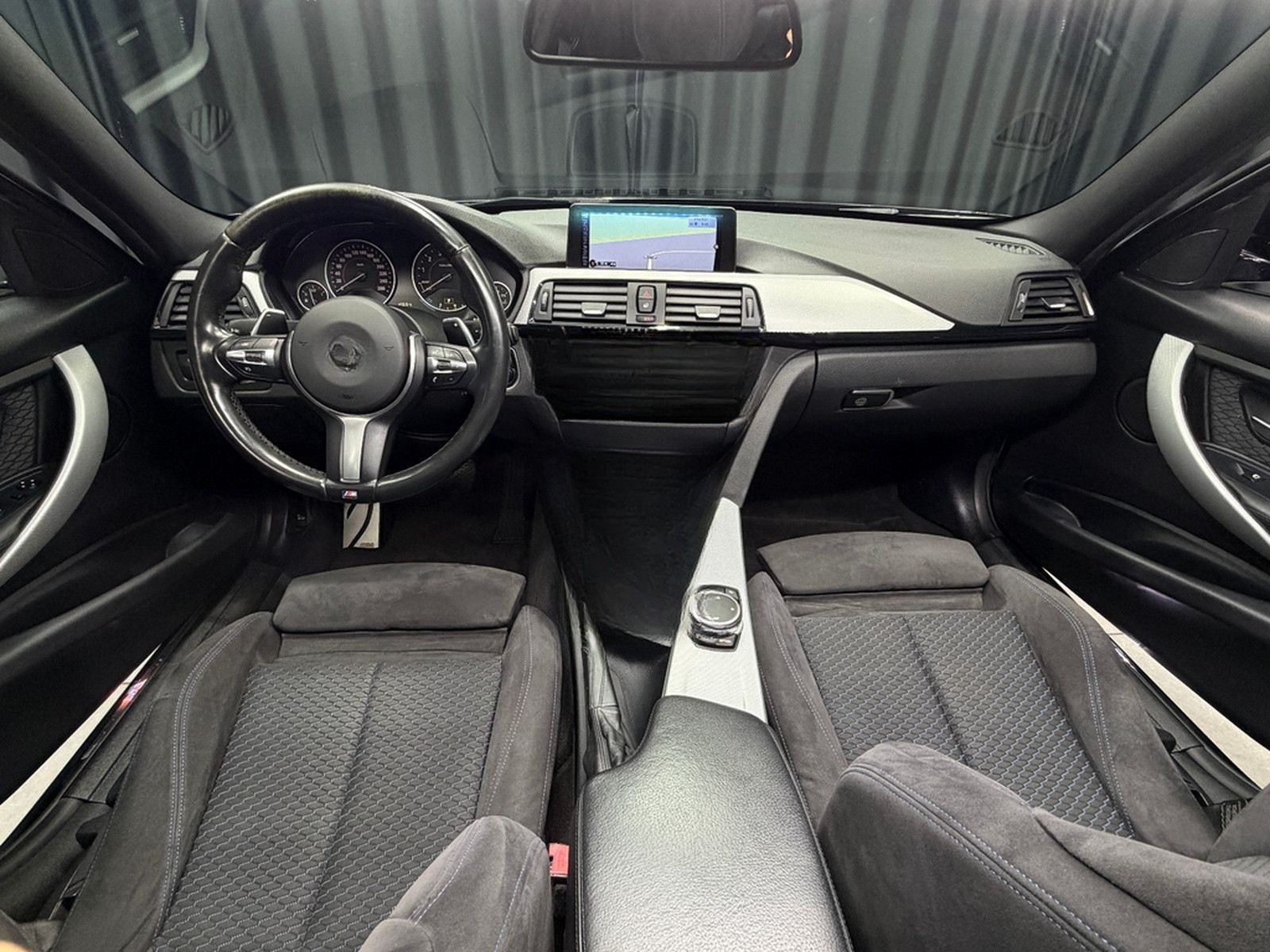 BMW 335i |M-PAKET|M-PERFORMANCE|AUTOMATIK|19-ZOLL foto 29