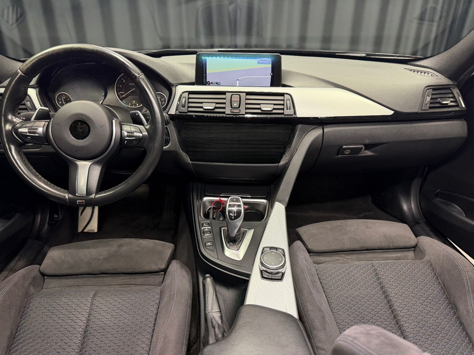 BMW 335i |M-PAKET|M-PERFORMANCE|AUTOMATIK|19-ZOLL foto 30