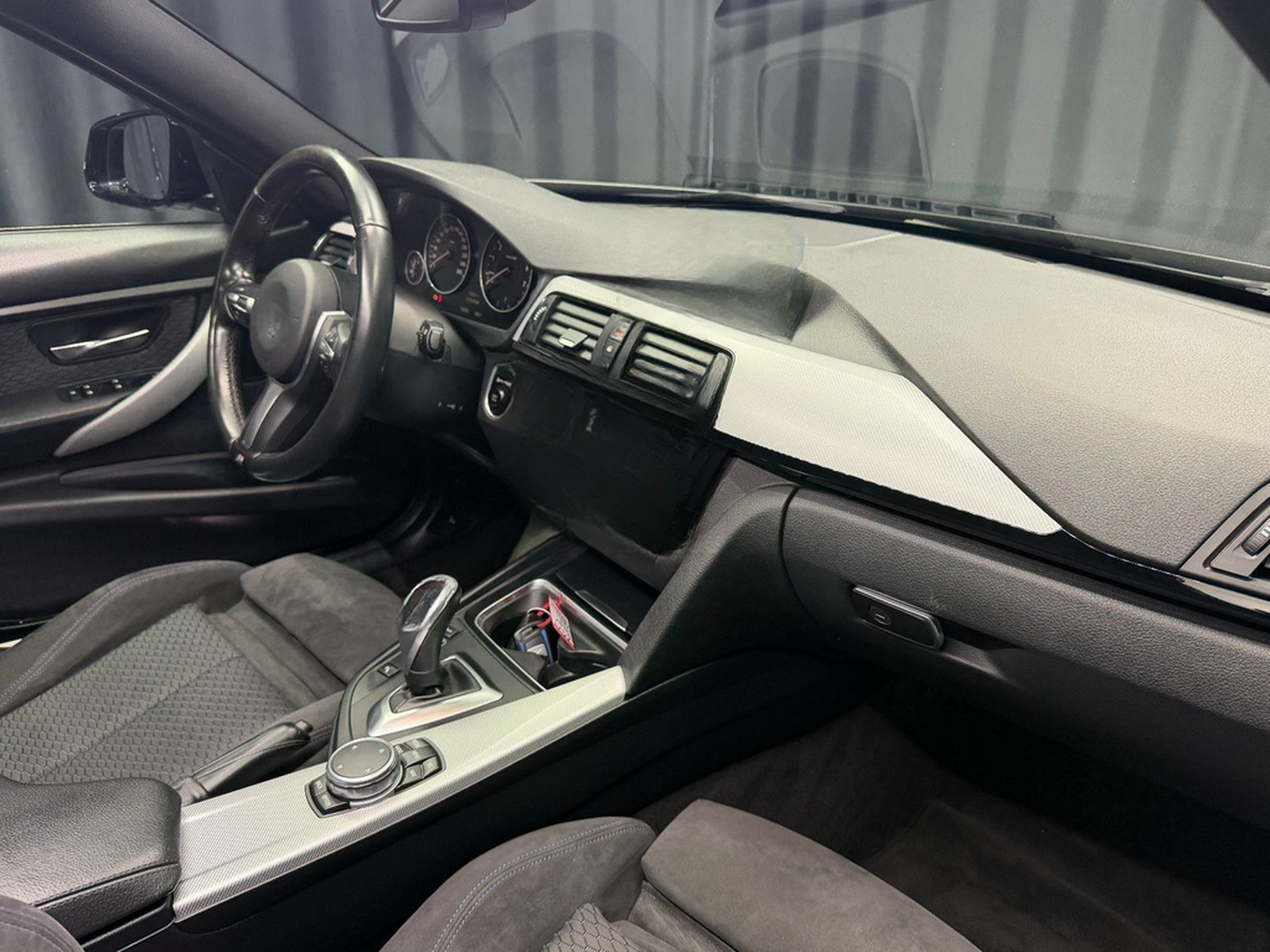 BMW 335i |M-PAKET|M-PERFORMANCE|AUTOMATIK|19-ZOLL foto 33
