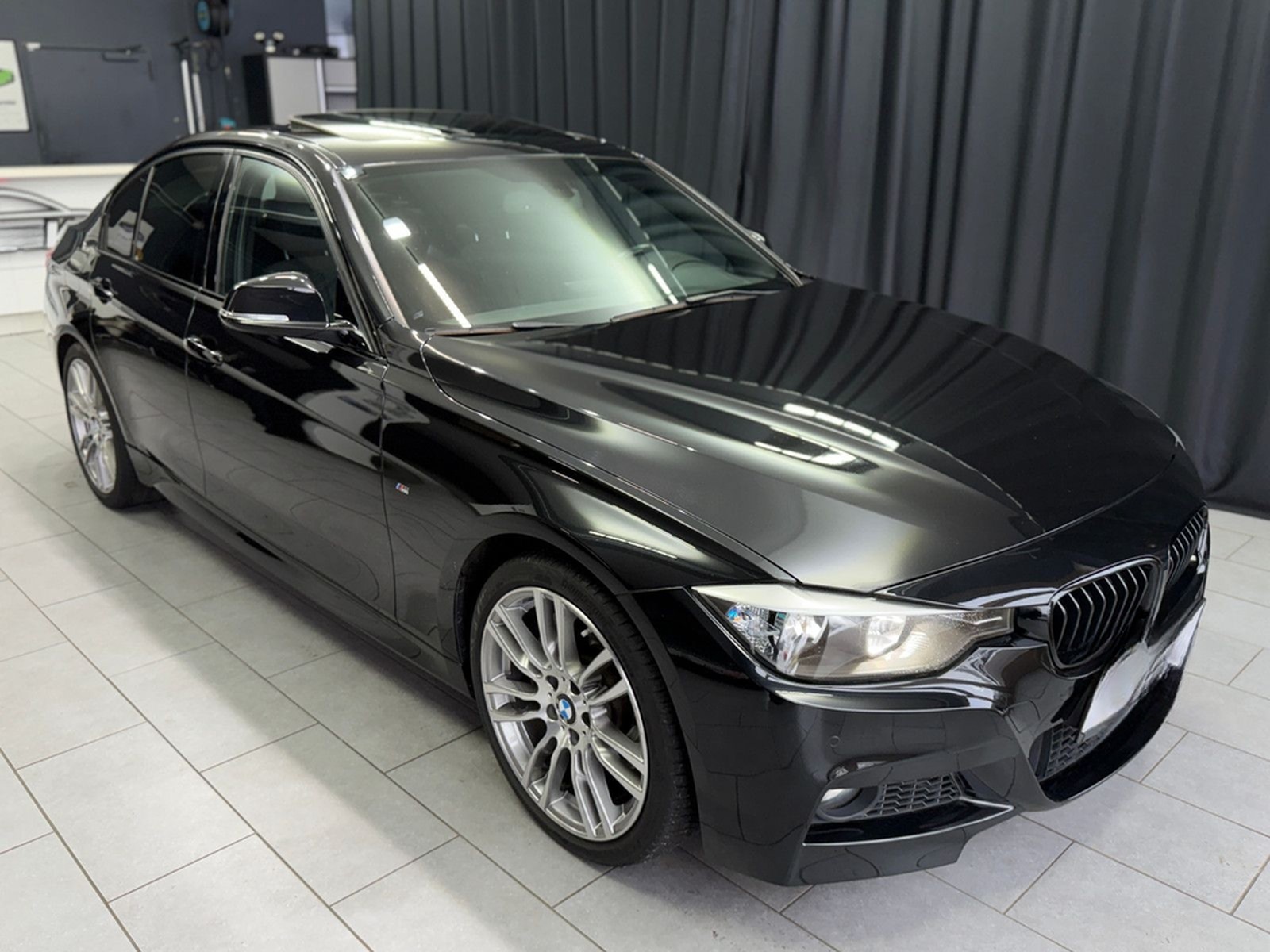 BMW 335i |M-PAKET|M-PERFORMANCE|AUTOMATIK|19-ZOLL foto 8