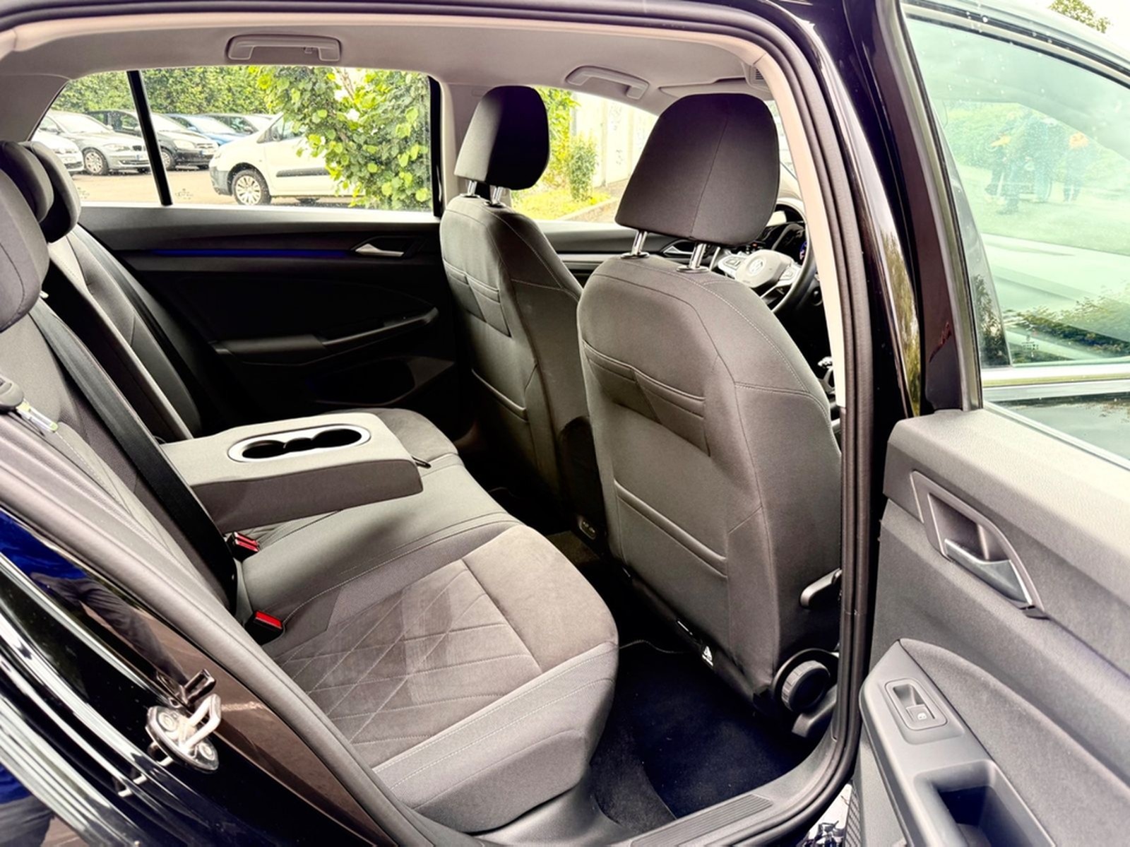 Volkswagen Golf VIII Lim.1.5 Style Highline Kamera Navi foto 14
