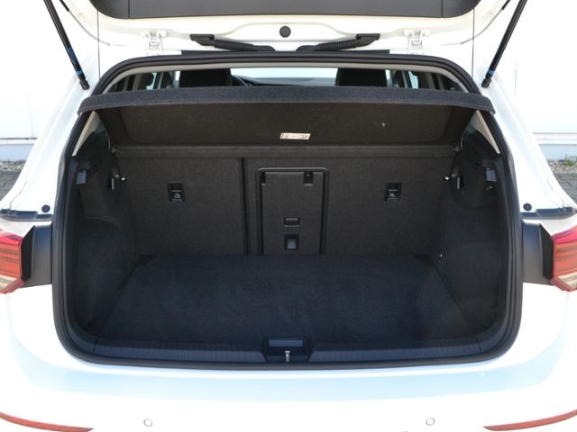 Volkswagen Golf VIII 1.5 TSI Style LED/18-ZOLL/NAVI-PRO+VZE foto 13