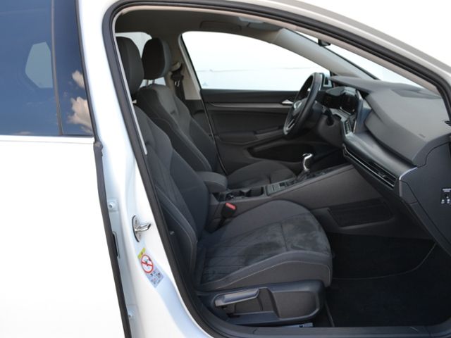 Volkswagen Golf VIII 1.5 TSI Style LED/18-ZOLL/NAVI-PRO+VZE foto 4