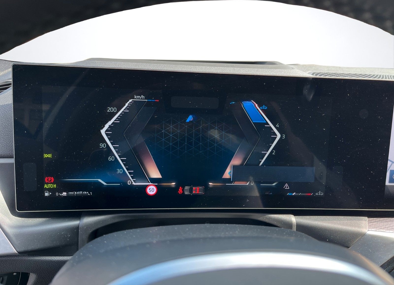 BMW 320dA Touring MSport 18" Pano DAP PAP AHK eSitze foto 16