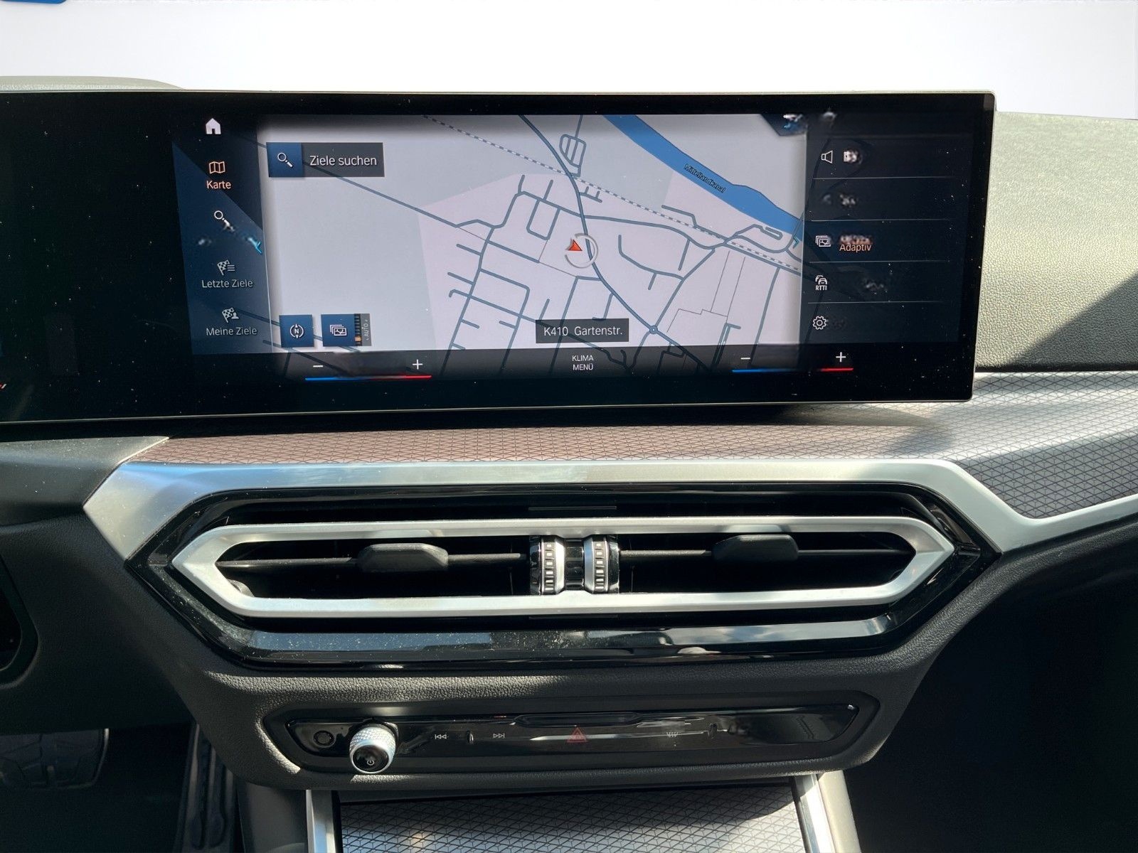 BMW 320dA Touring MSport 18" Pano DAP PAP AHK eSitze foto 20