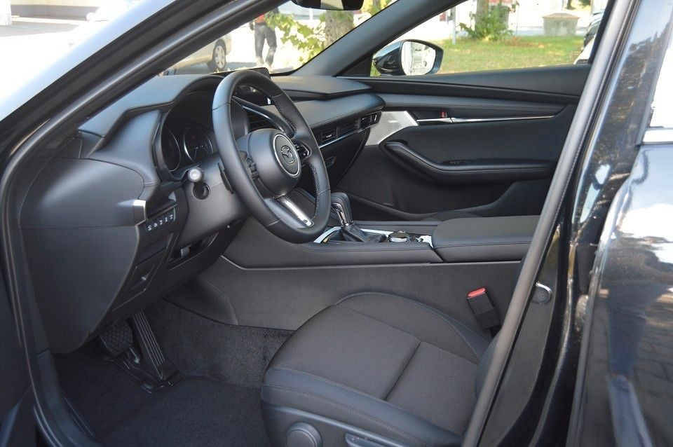 Mazda 3 SKYACTIV-X 186PS 6AG Exclusive-line Navi foto 13
