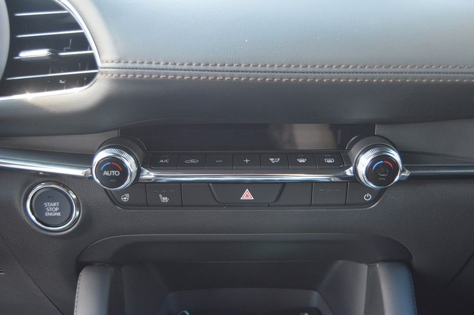 Mazda 3 SKYACTIV-X 186PS 6AG Exclusive-line Navi foto 16