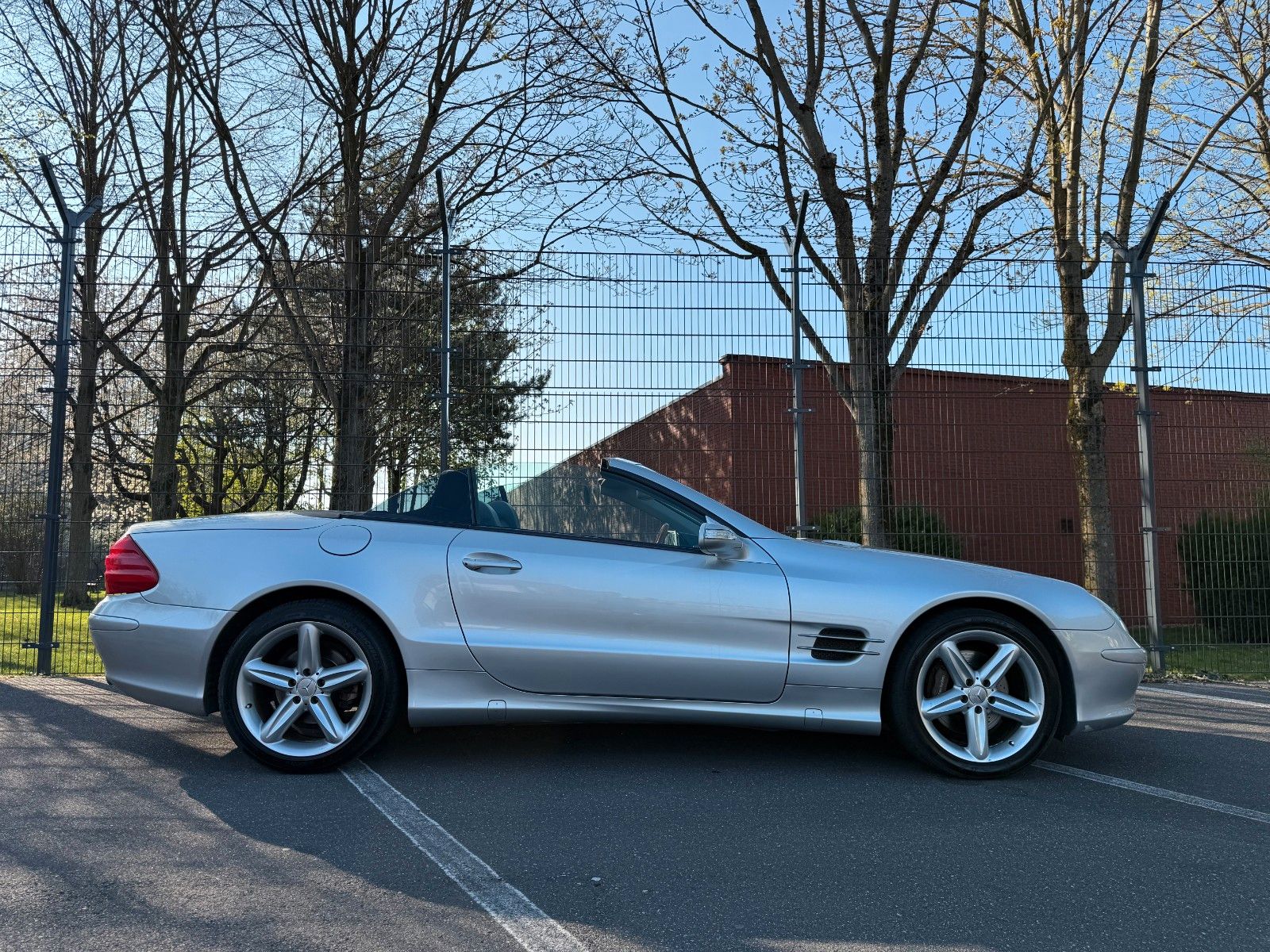 Mercedes-Benz Roadster SL 500 AMG Leder Navi Xenon PDC foto 4