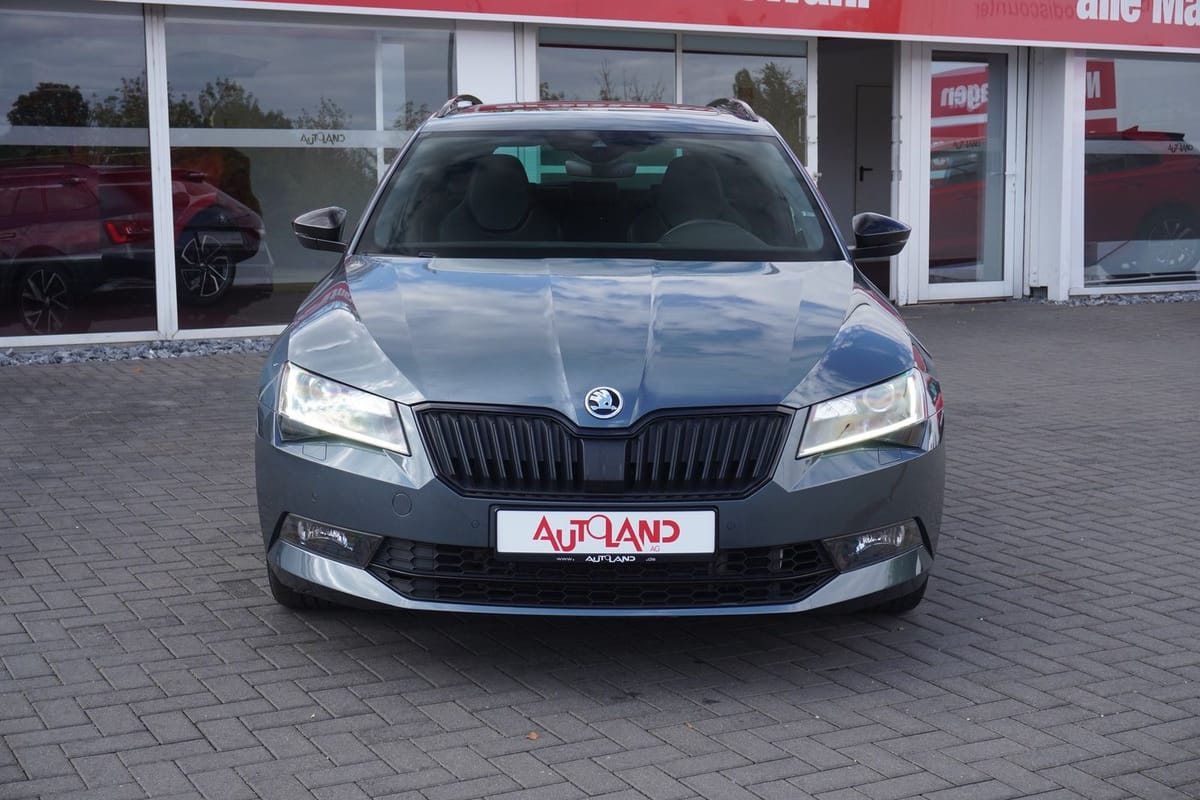 Skoda Superb Combi 2.0 Sportline 4x4 LED Navi Panorama foto 3