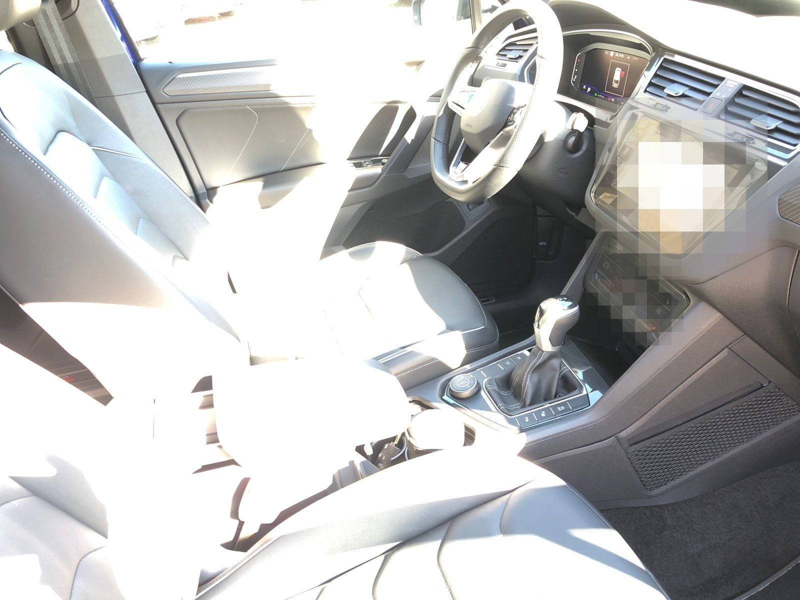 Volkswagen Tiguan 2.0TDI R-Line 4M DSG Leder Navi LED AHK S foto 13