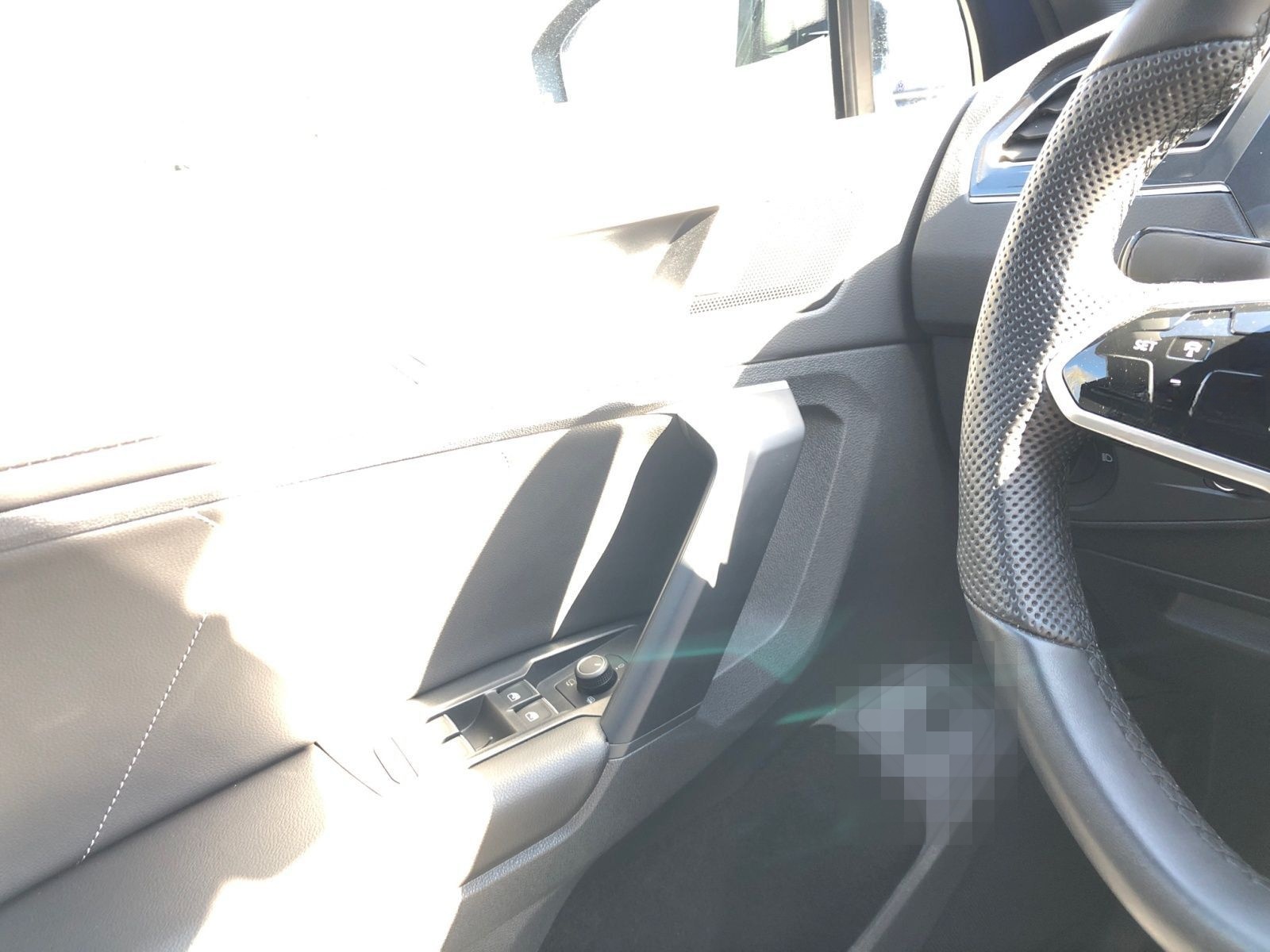 Volkswagen Tiguan 2.0TDI R-Line 4M DSG Leder Navi LED AHK S foto 14