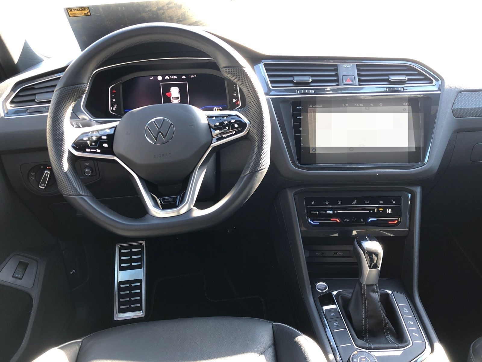 Volkswagen Tiguan 2.0TDI R-Line 4M DSG Leder Navi LED AHK S foto 8