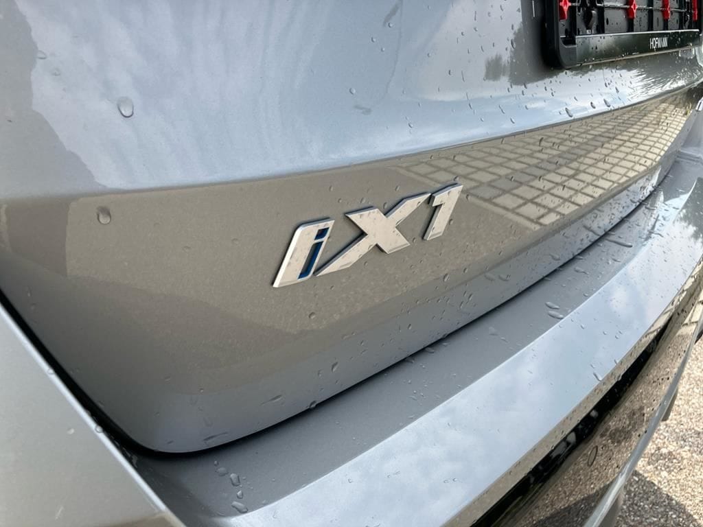 BMW iX1 eDrive20 M Sport AHK ACC H K Memory SHZ foto 21