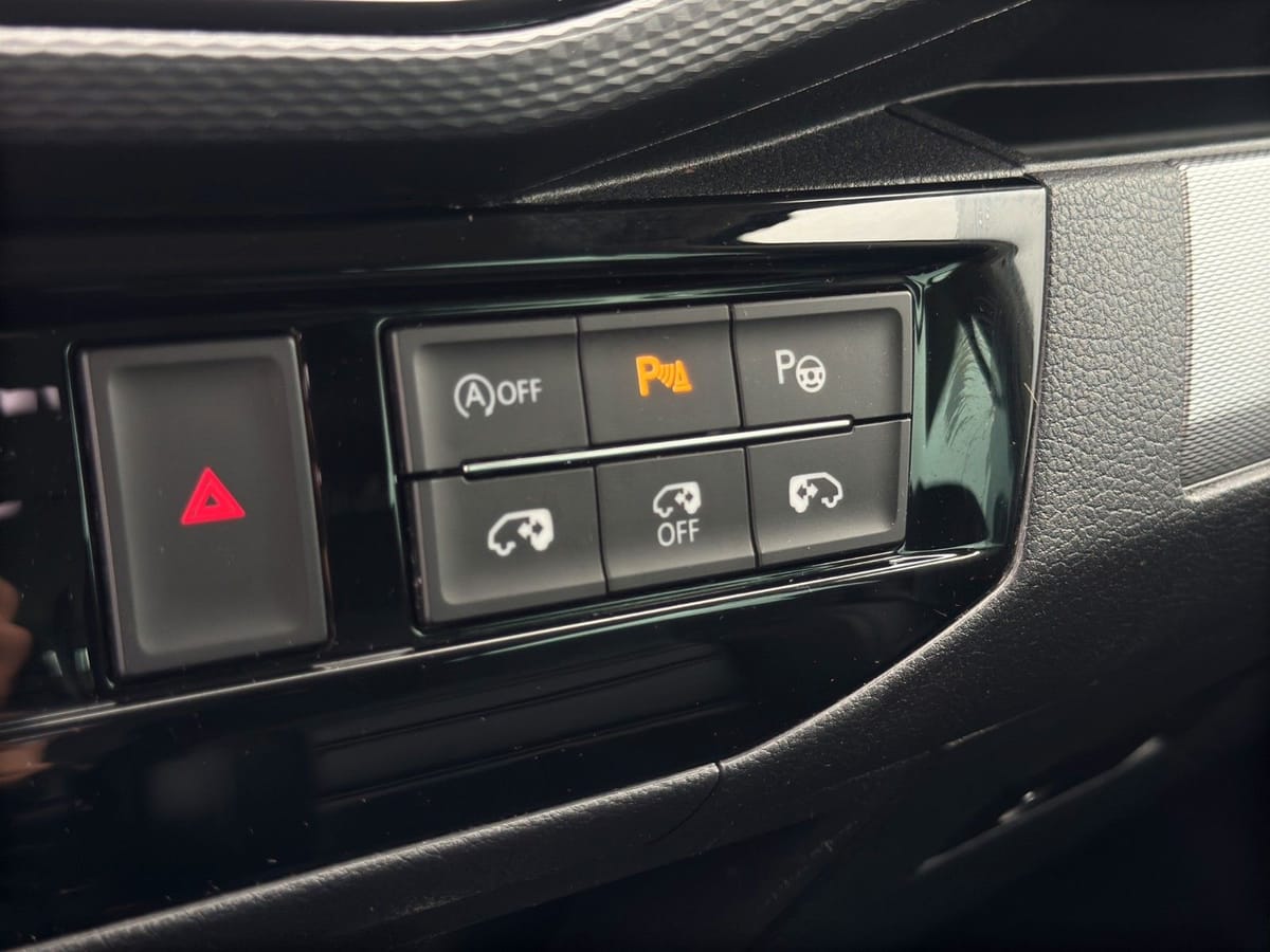 Volkswagen T6 2.0 TDI Multivan DSG LED 4Motion Standh Leder foto 19