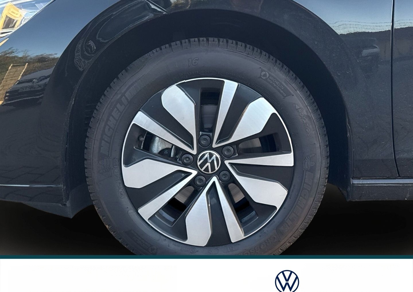 Volkswagen Golf VIII Goal 2.0 TDI  DSG LED BT Navi AHK SHZ  foto 8