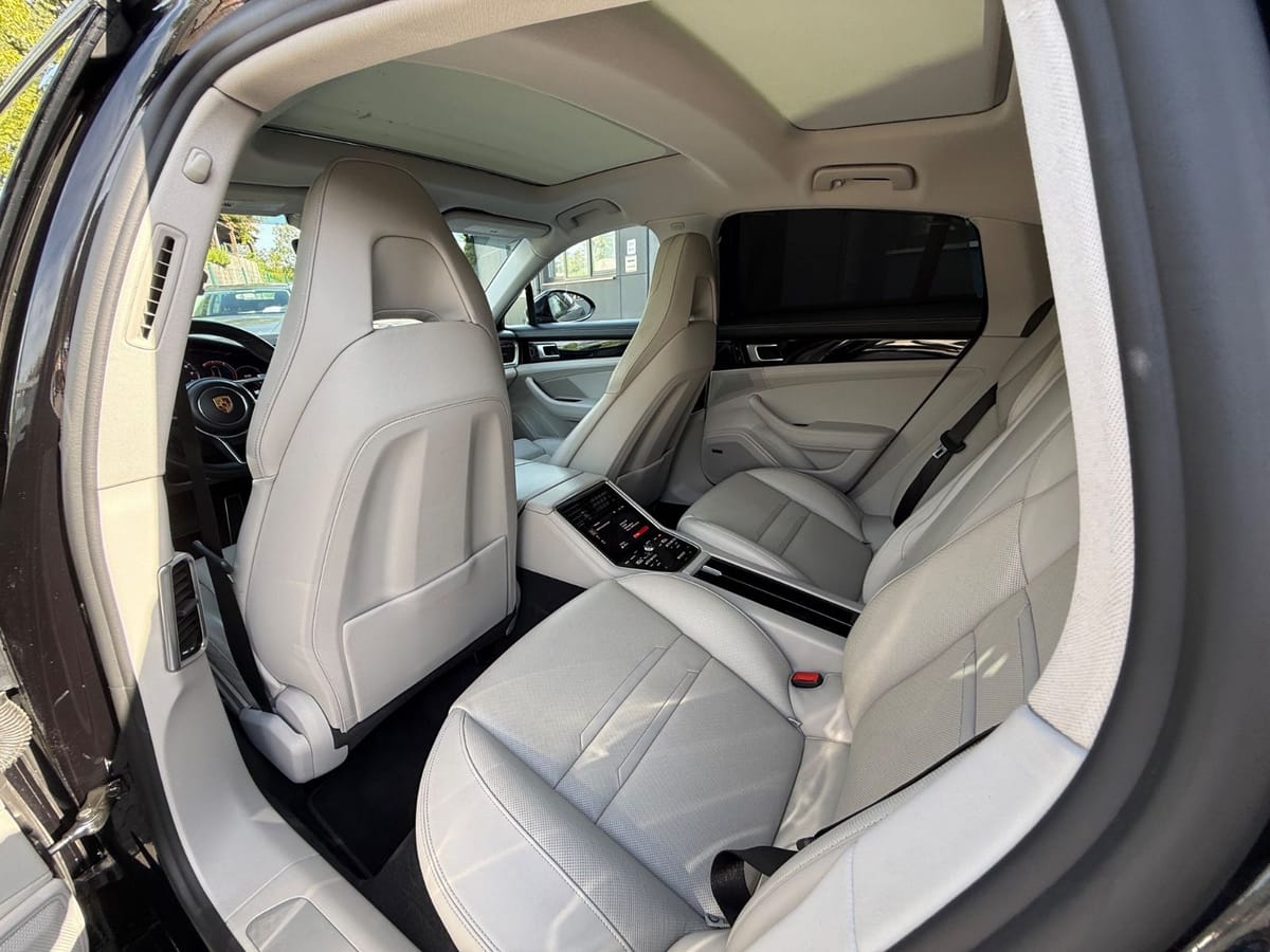Porsche Panamera 4S Sport AGA Pano BOSE Individual foto 14