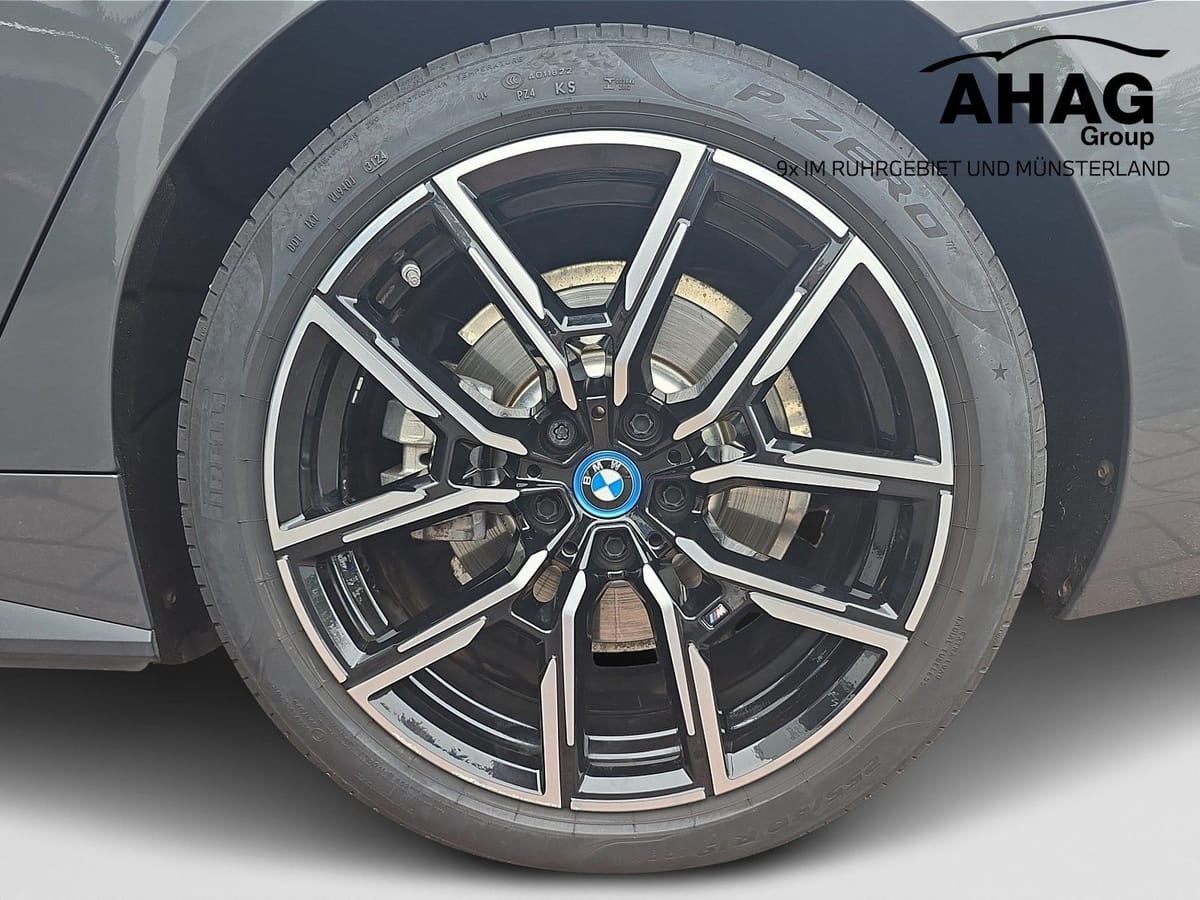 BMW i4 eDrive40 M Sport ACC 360° H K Laser Glasdach foto 12