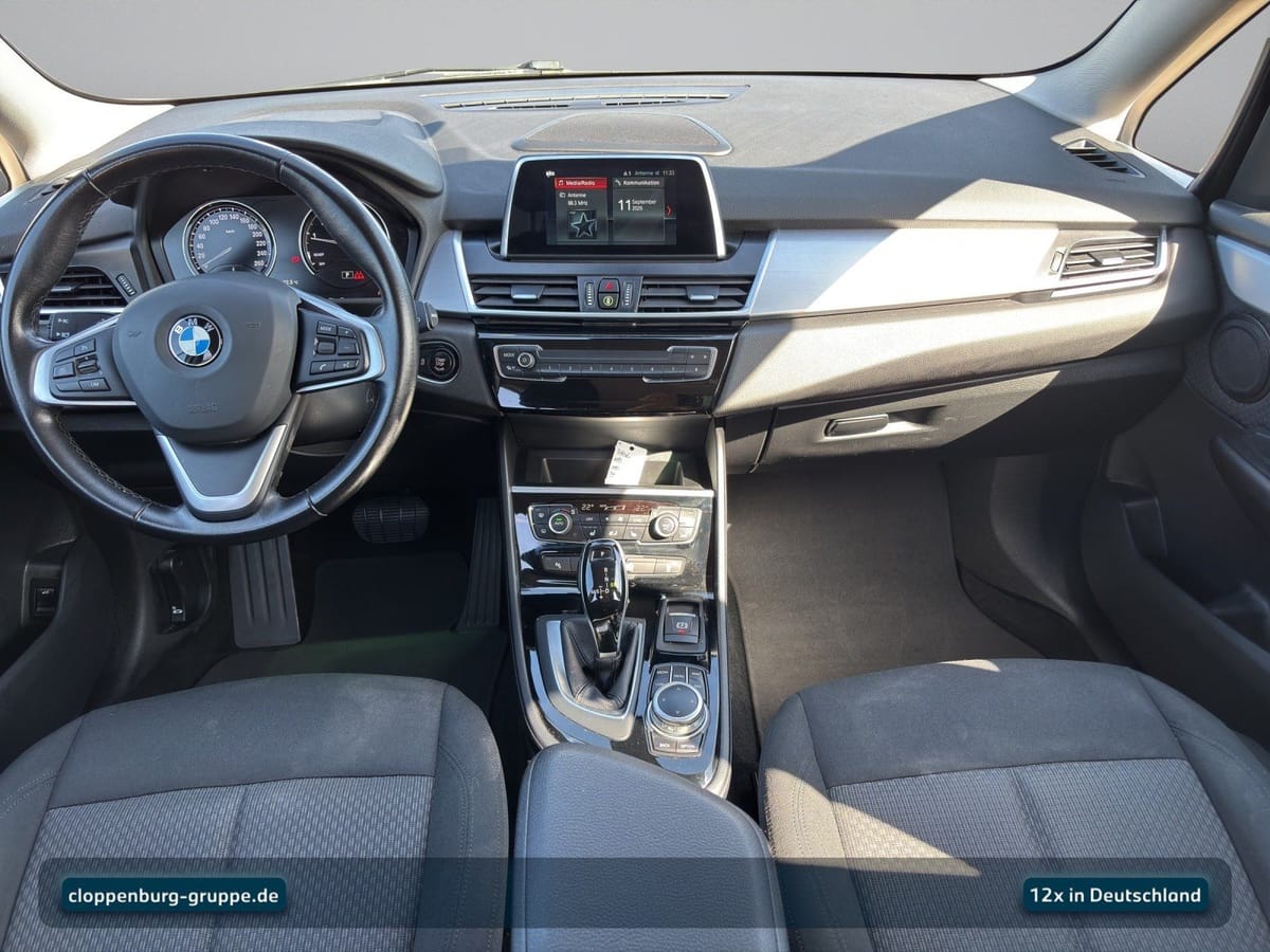 BMW 220i Advantage Navi+Kamera+SHZ+KeyGO+HiFi+WR+LED foto 15