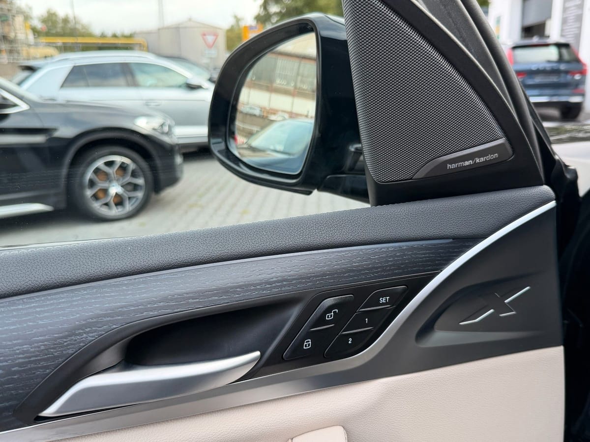 BMW iX3 Impressive Head Up - Panorama -M Sportpaket/ foto 13
