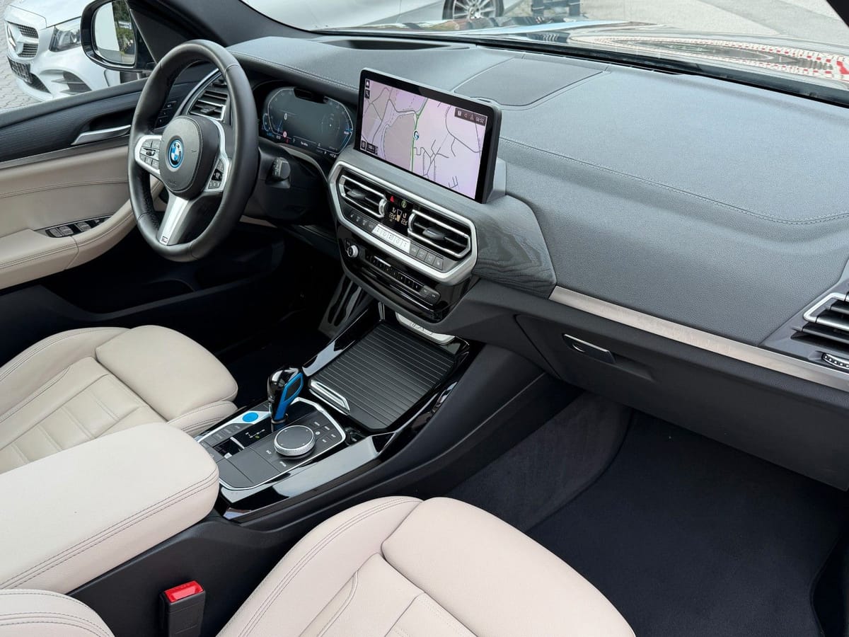 BMW iX3 Impressive Head Up - Panorama -M Sportpaket/ foto 18